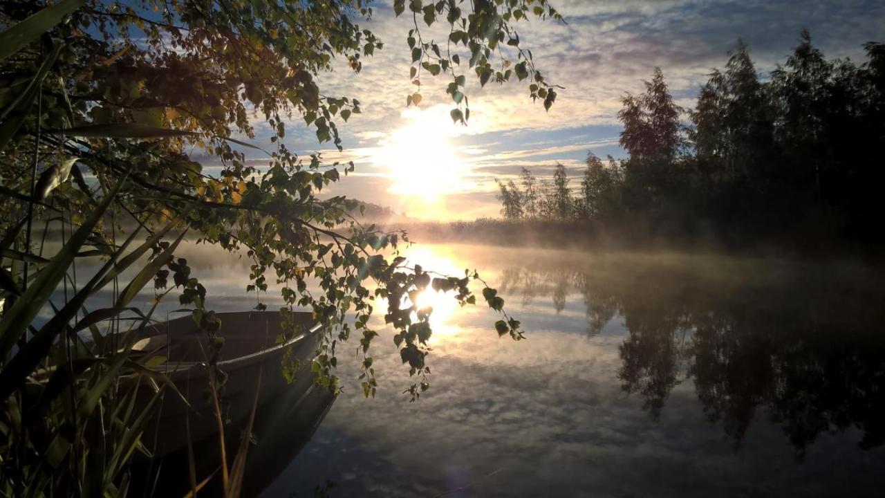 Tamminiemen Lomamoekit Villa Kustavi Buitenkant foto
