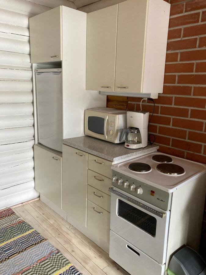 Tamminiemen Lomamoekit Villa Kustavi Buitenkant foto