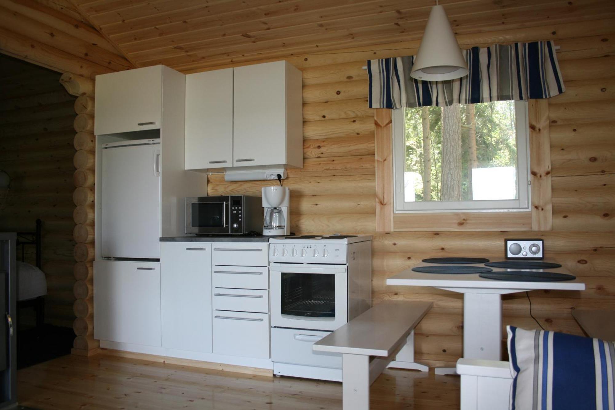 Tamminiemen Lomamoekit Villa Kustavi Buitenkant foto