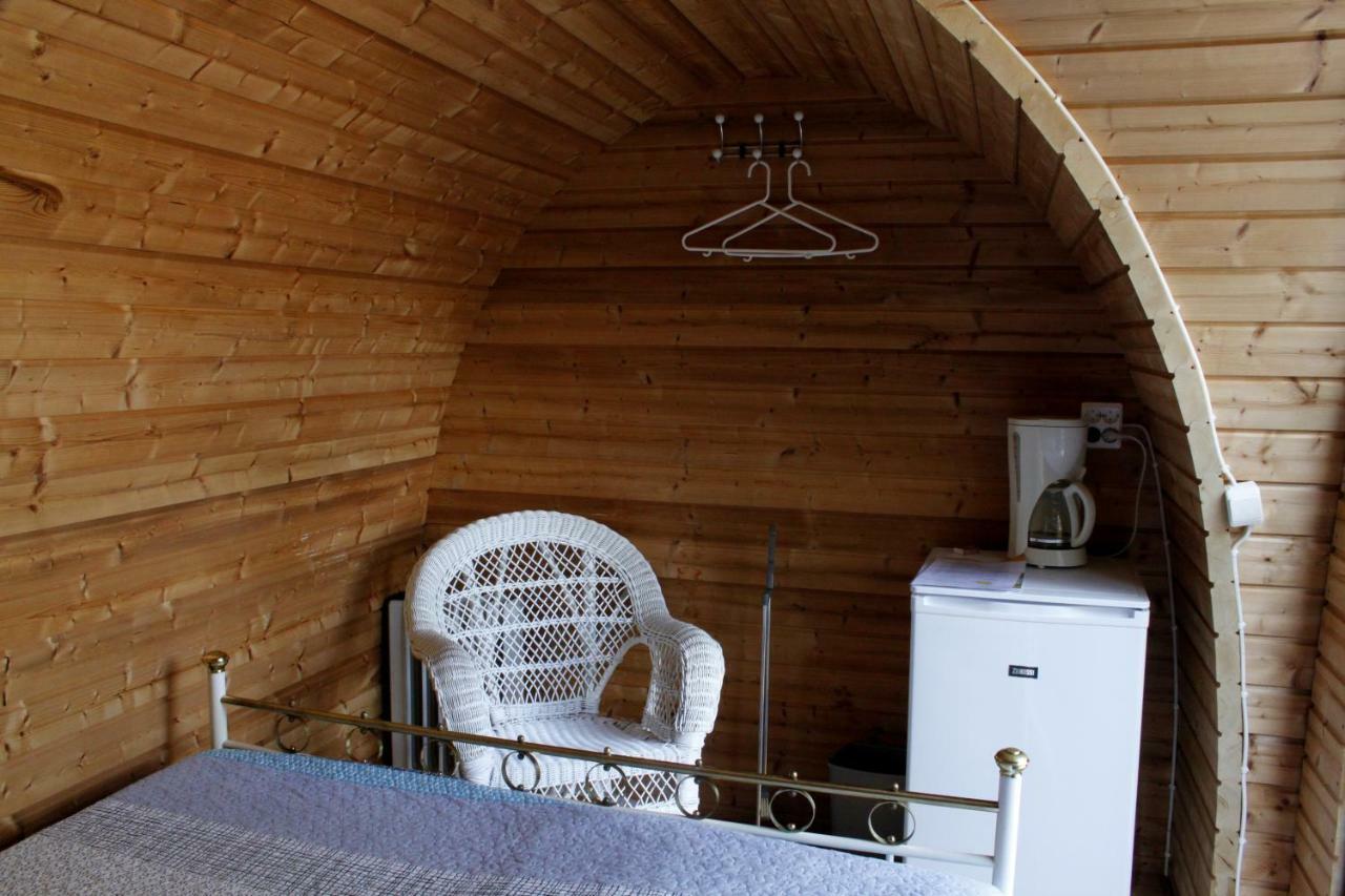 Tamminiemen Lomamoekit Villa Kustavi Buitenkant foto