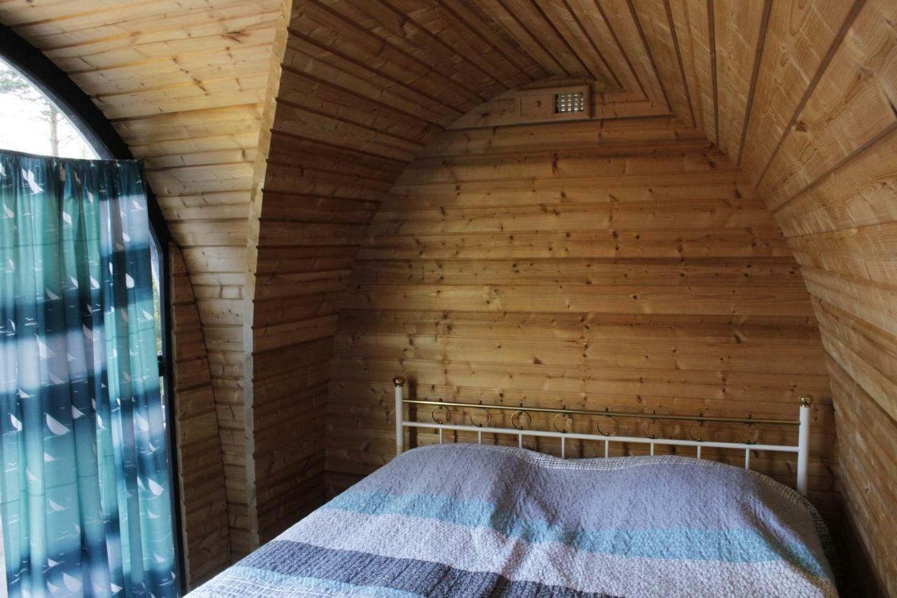 Tamminiemen Lomamoekit Villa Kustavi Buitenkant foto